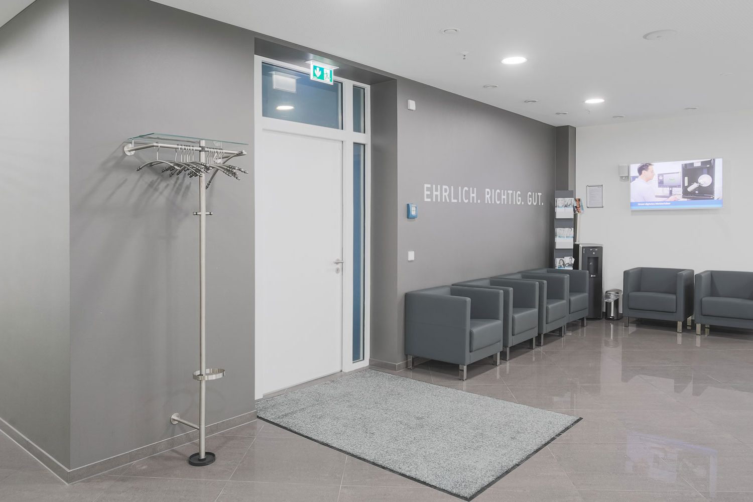 ZahnzentrumAlldent_1920x1000_24 KADUR Health Umbau AllDent ZahnZentrum Dresden