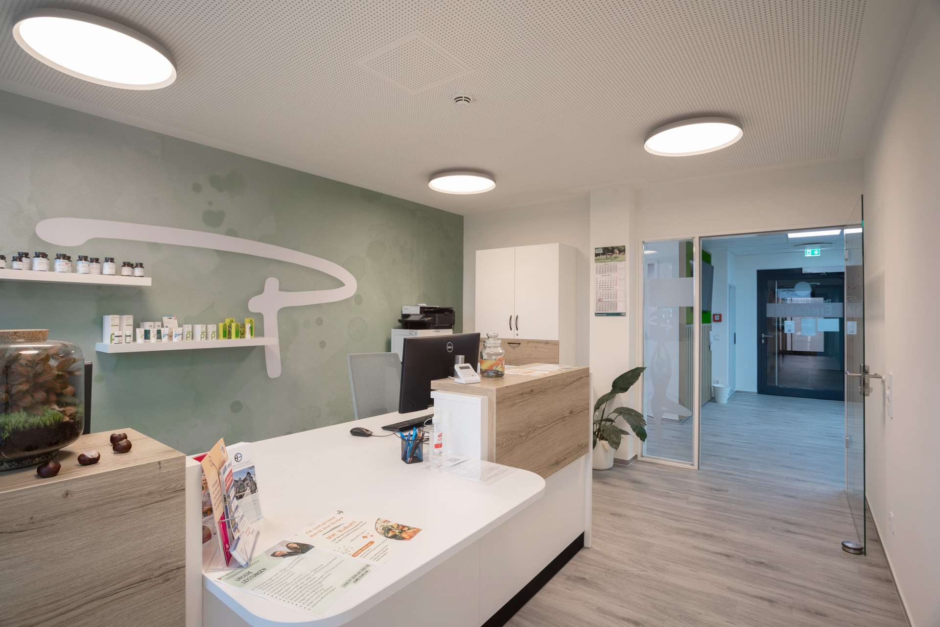 Therapiezentrum Prietz Gesundheitszentrum Dresden Küche für Empfangstresen
