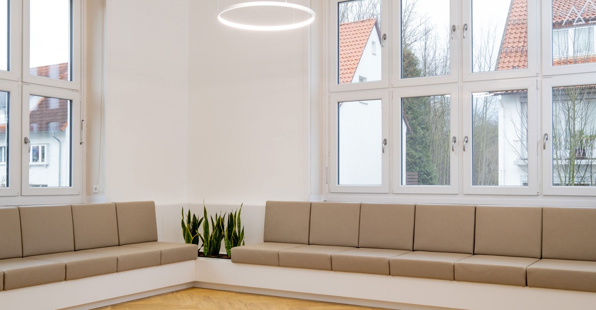 KADUR Health - Projekt Oralchirurgie am Harz Wartebereich